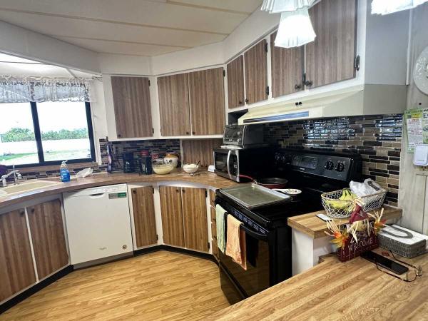 1981 Bays HS Mobile Home