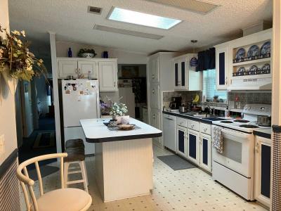 Photo 2 of 15 of home located at 520 Tahiti Drive Lake Wales, FL 33858
