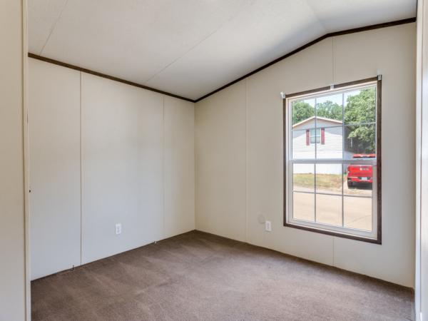 2018 Fleetwood Velocity Manufactured Home