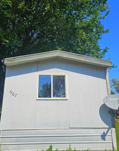 Photo 4 of 11 of home located at 4005 19th St NE #607 Bismarck, ND 58503