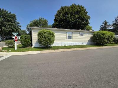 Photo 2 of 12 of home located at 2304 Evergreen St Wixom, MI 48393