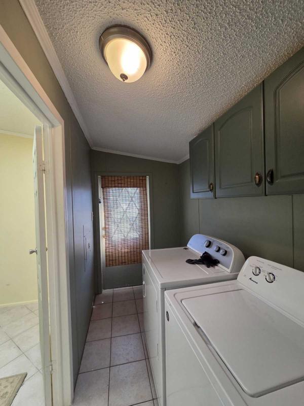 1995 Skyline Manufactured Home