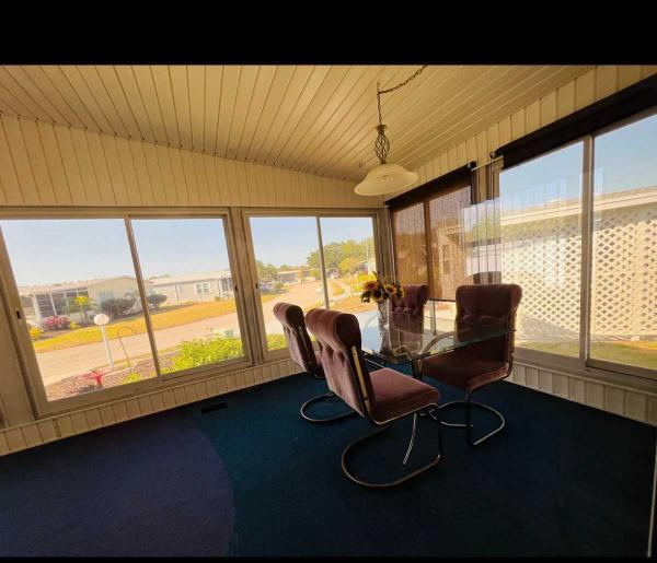 1990 Palm Harbor Mobile Home