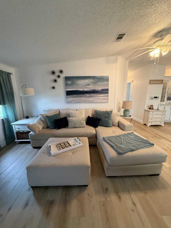 1990 Palm Harbor Mobile Home