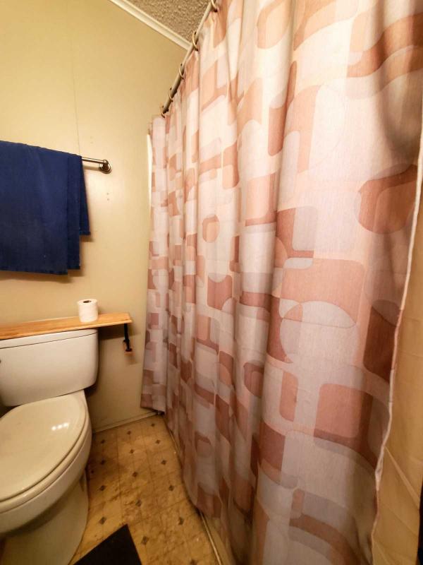 1995 Fleetwood  8522L Mobile Home