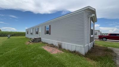 Mobile Home at 2304 Darnall Rd Lot 4 New Iberia, LA 70560