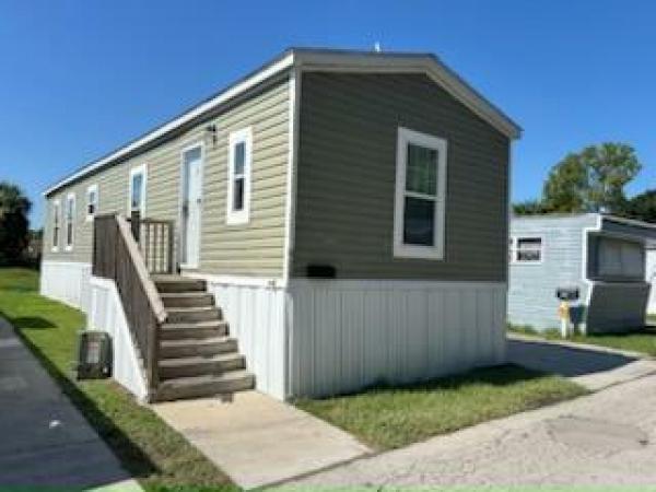 2022 Live Oak Homes Chestnut L-5562E-Oak Manufactured Home
