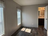 2022 Live Oak Homes Chestnut L-5562E-Oak Manufactured Home