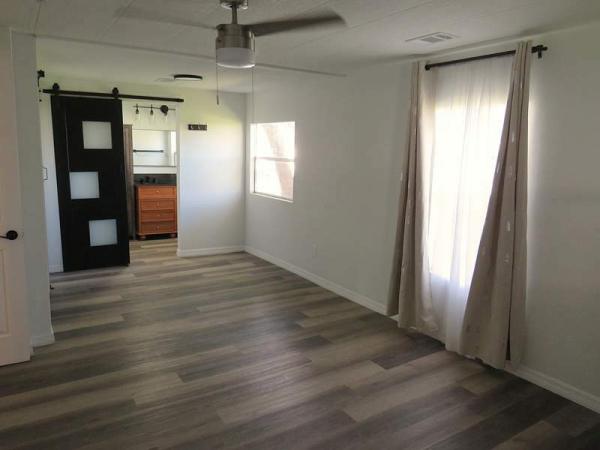 1979 Schult Manufactured Home
