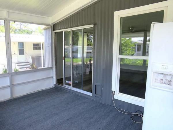 1979 Schult Manufactured Home