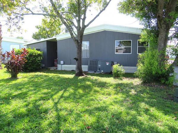 1979 Schult Manufactured Home