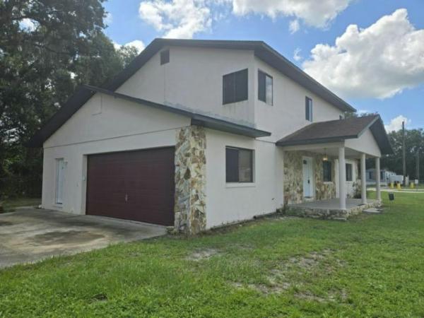 Photo 1 of 2 of home located at 160 Ave F South Auburndale, FL 33823
