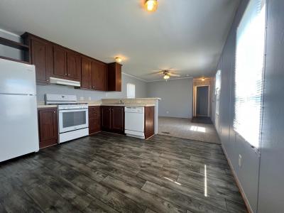 Photo 3 of 9 of home located at 4052 Knightsbridge Lane Jackson, MI 49201
