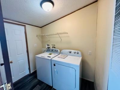 Photo 4 of 7 of home located at 4139 Chelsea Ct. Jackson, MI 49201