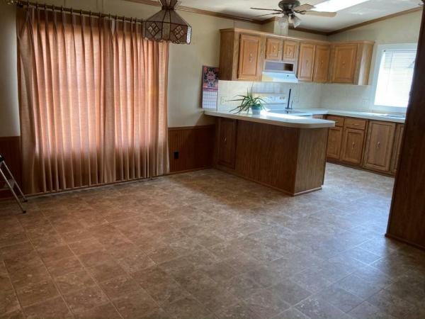 1990 Schult Chelsea Manufactured Home