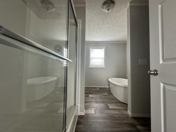 2022 Clayton The Breeze  Home