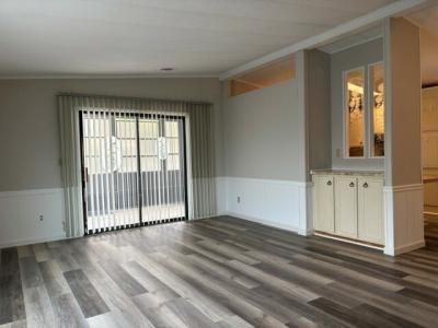 Photo 3 of 10 of home located at 14613 Cortland Dr Hudson, FL 34667