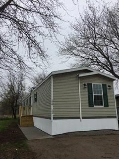 Mobile Home at 5004 N Elsie Street Lot 369 Davenport, IA 52806