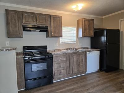 Mobile Home at 34 Eagle Dr Elsmere, KY 41018