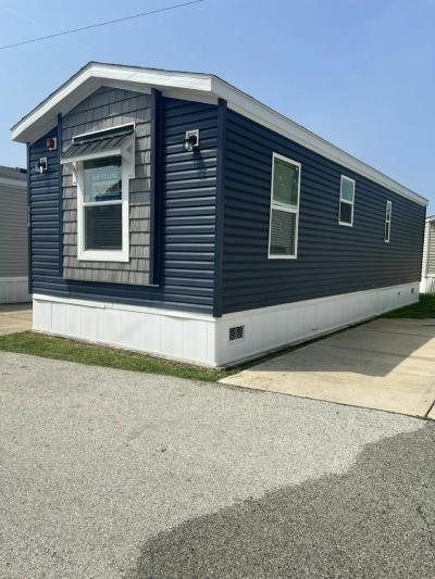 Photo 2 of 8 of home located at 8800 S. Harlem Ave #314 Bridgeview, IL 60455