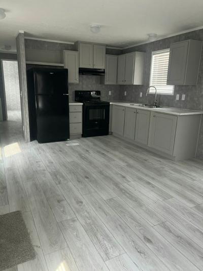 Photo 4 of 8 of home located at 8800 S. Harlem Ave #314 Bridgeview, IL 60455