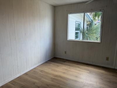 Photo 2 of 17 of home located at 202 Skipper Drive Port Orange, FL 32129