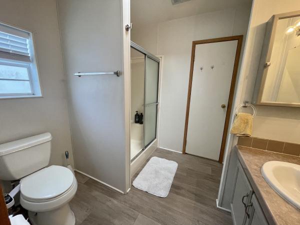 1999 SKYL 27x52 Mobile Home