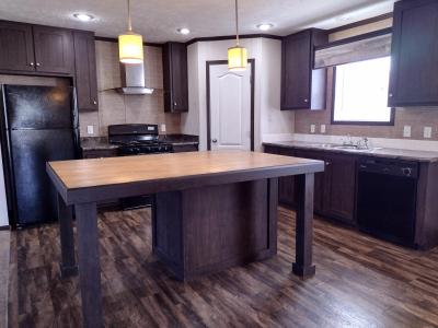 Mobile Home at 38905 Elk Run Lot 232 New Boston, MI 48164