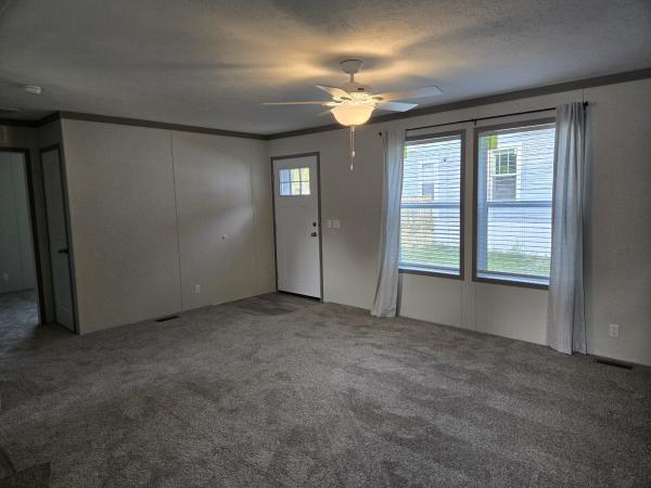 2025 Clayton 4828-5746 Pulse  Home