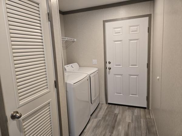 2025 Clayton 4828-5746 Pulse  Home