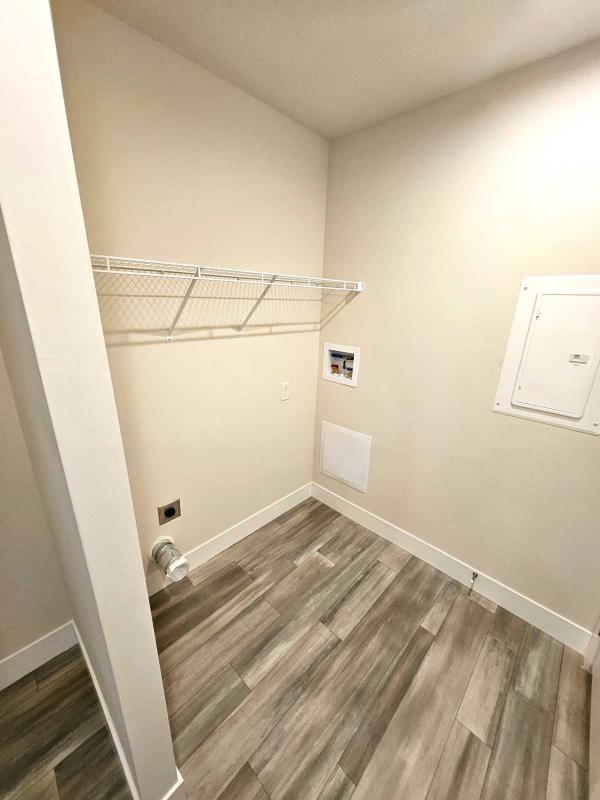 2025 Clayton  The ELMWOOD Manufactured Home