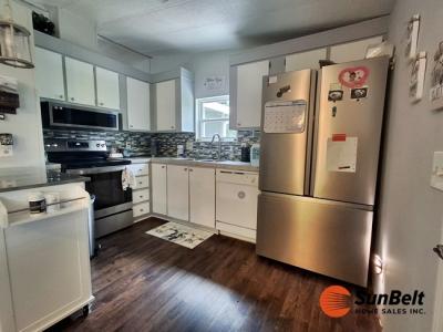 Photo 4 of 65 of home located at 1005 W Gleneagles Unit C Ocala, FL 34472