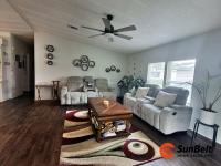 1986 Barrington Manufactured Home