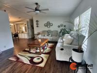 1986 Barrington Manufactured Home