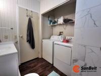 1986 Barrington Manufactured Home