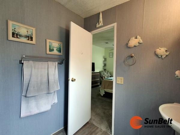 1986 Barrington Manufactured Home