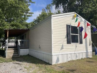 Mobile Home at 1313 Cherry Blossom Louisville, KY 40272