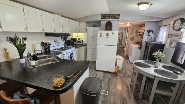 1989 Carrolton Manufactured Home