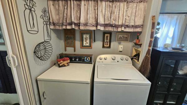 1989 Carrolton Manufactured Home