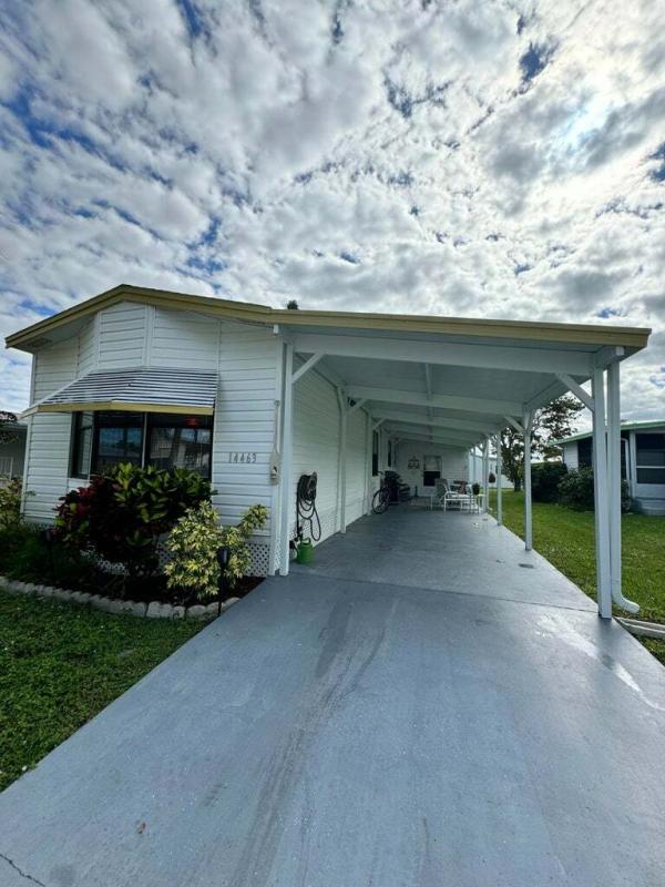 Photo 1 of 2 of home located at 14463 Dalia Avenue Fort Pierce, FL 34951
