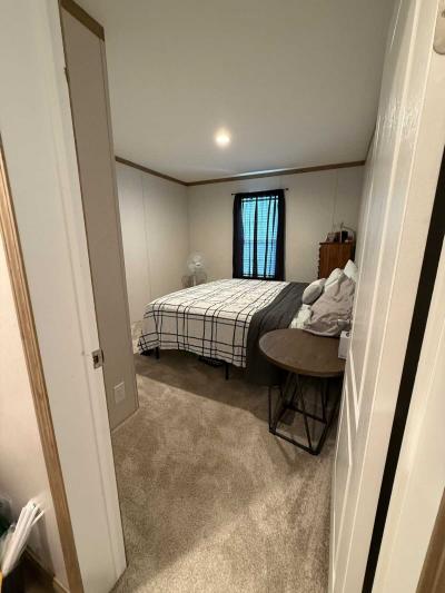 Photo 3 of 39 of home located at 680 Royal Crest Drive Martinsburg, WV 25401
