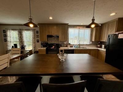 Photo 4 of 39 of home located at 680 Royal Crest Drive Martinsburg, WV 25401