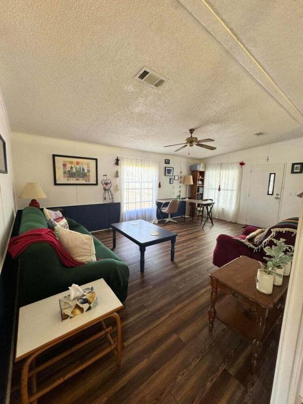 1987 Mobile Home