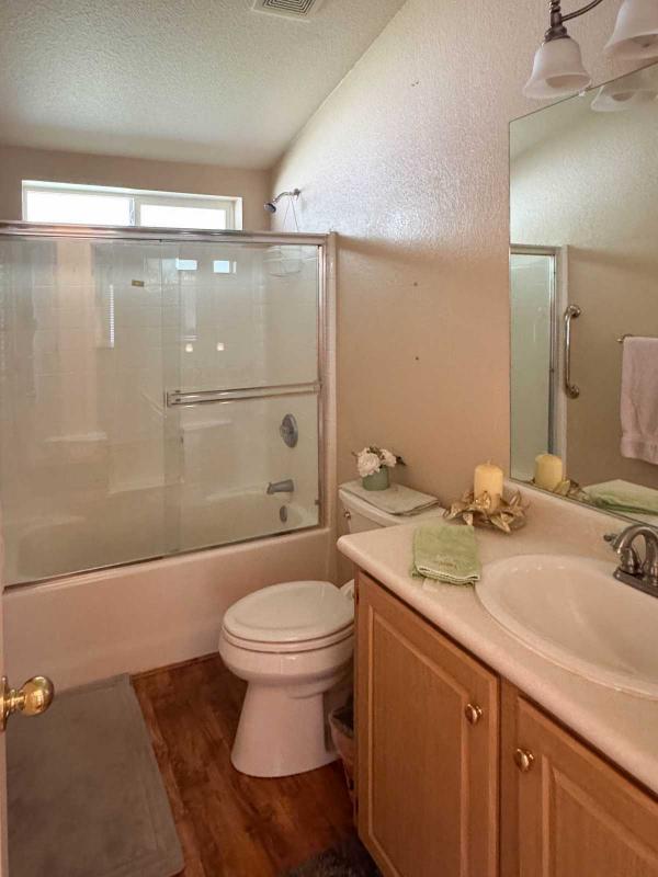 2004 Silvercrest Sg-57 Manufactured Home