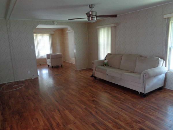 1980 TWIN Manufactured Home