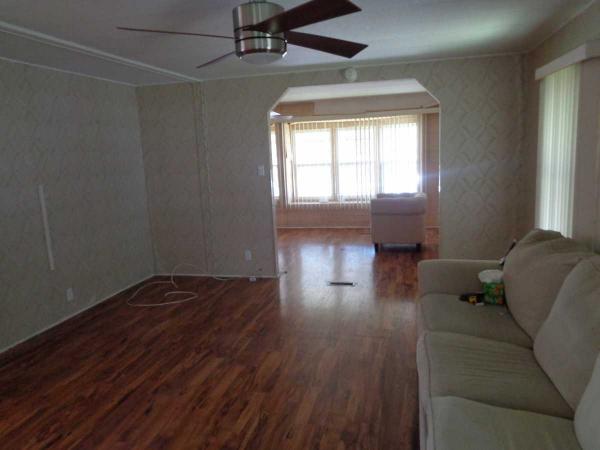1980 TWIN Manufactured Home