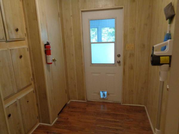 1980 TWIN Manufactured Home