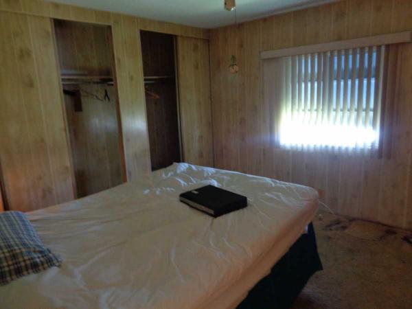 1980 TWIN Manufactured Home