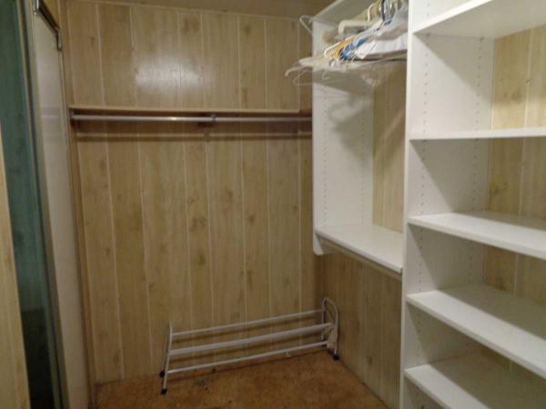 1980 TWIN Manufactured Home