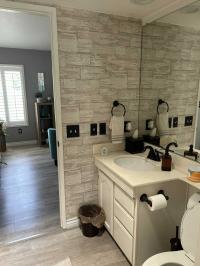 2003 Hallmark 26-1673 Manufactured Home